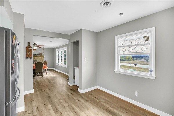 More Photos Of 3612 W Bloomington Rd, Champaign Truck Terminal For Sale