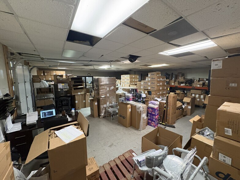 More Photos Of 2040 Napfle Ave, Philadelphia Freestanding For Lease