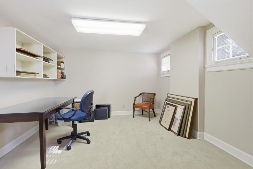 More Photos Of 431 E New York Ave, Deland Office For Sale