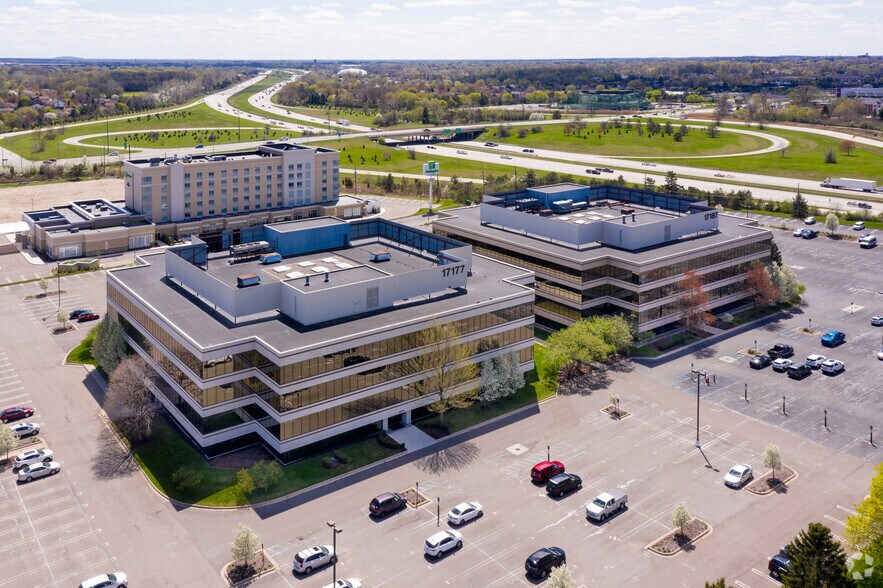 More Photos Of 17177 N Laurel Park Dr, Livonia Office For Lease