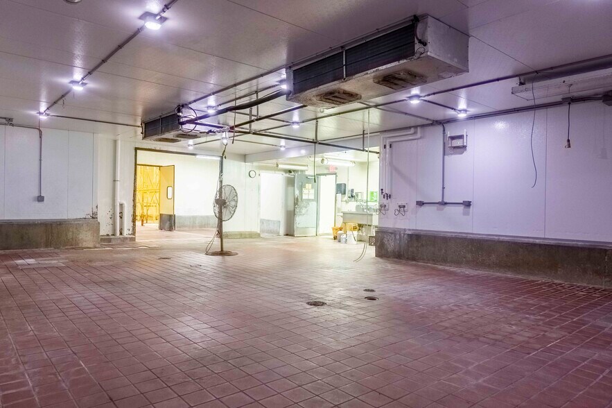 More Photos Of 1 Rooster Way, Barry Industrial For Sale