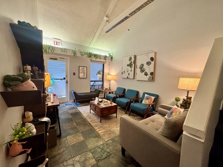 More Photos Of 1820 The Exchange SE, Atlanta Office For Sale