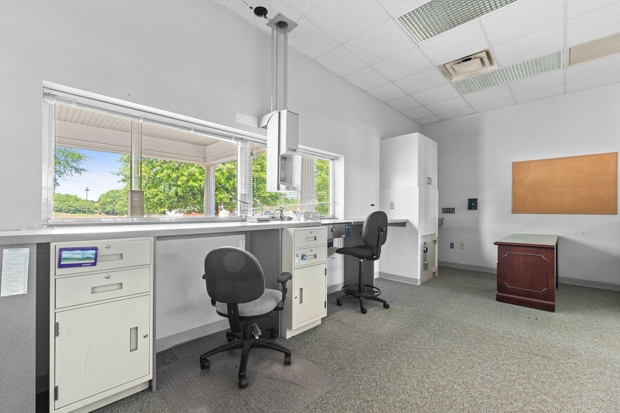 More Photos Of 8710 Hwy 69 S, Tuscaloosa Bank For Sale