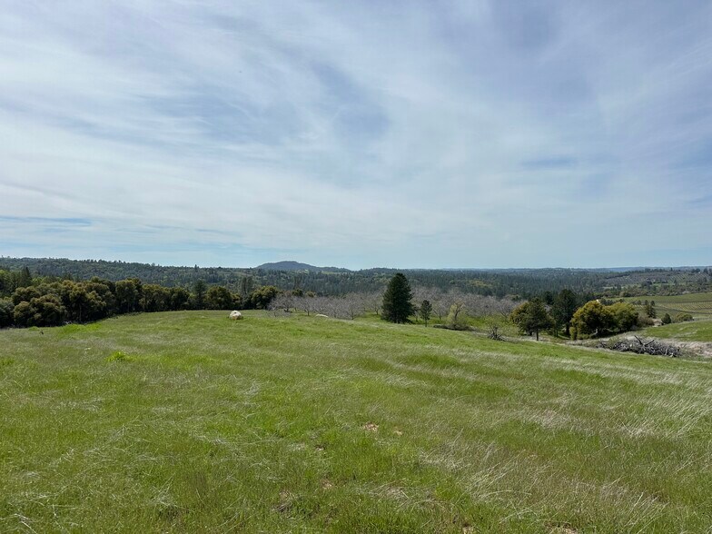 More Photos Of Hawk Haven Lane, Somerset Land For Sale