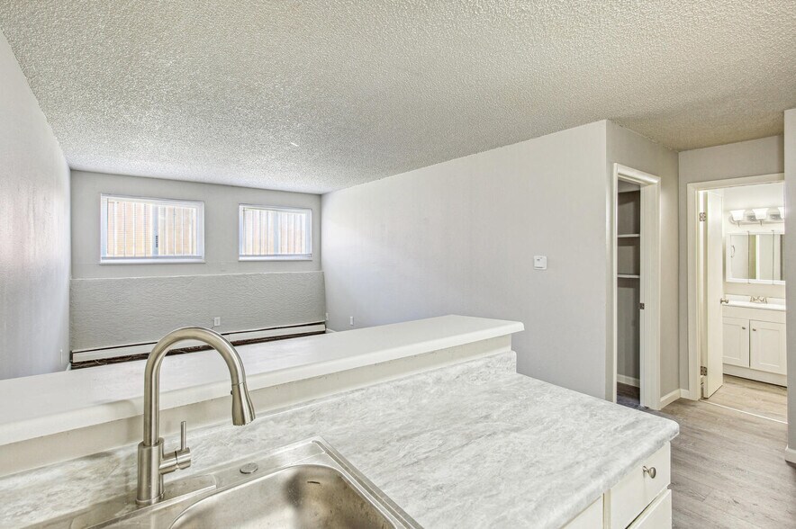 More Photos Of 3617 Marion Dr, Colorado Springs Apartments For Sale