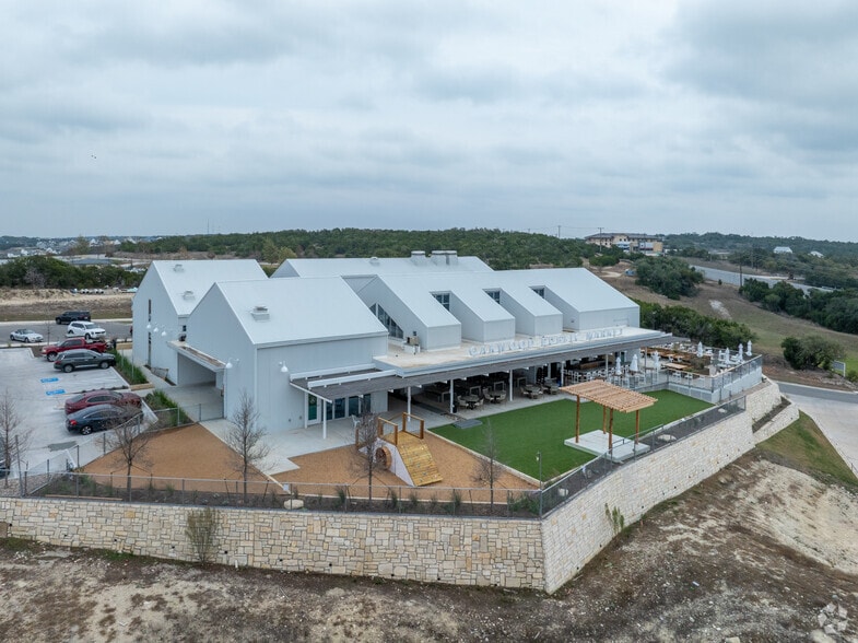 More Photos Of 2500 Beverly Dr, Dripping Springs Restaurant For Sale