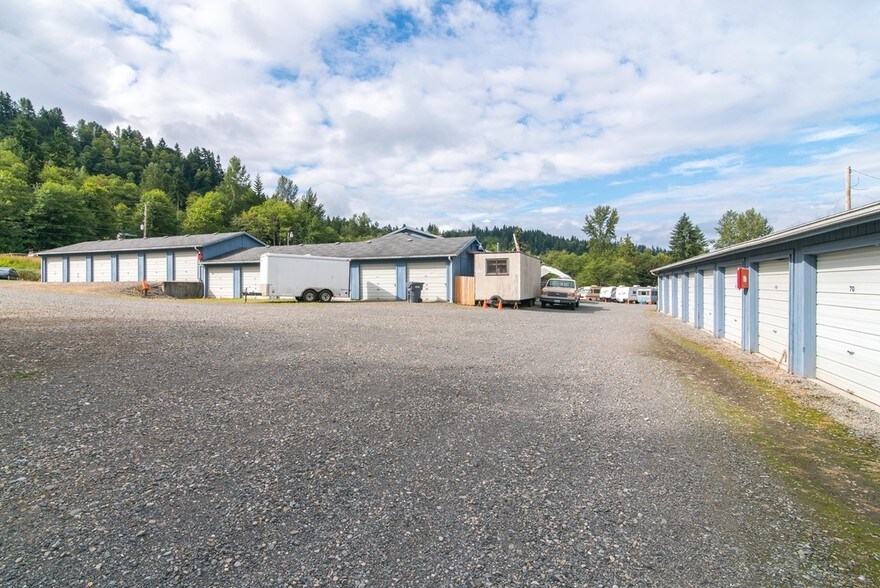 More Photos Of 820 State Route 161 N, Eatonville Self Storage For Lease