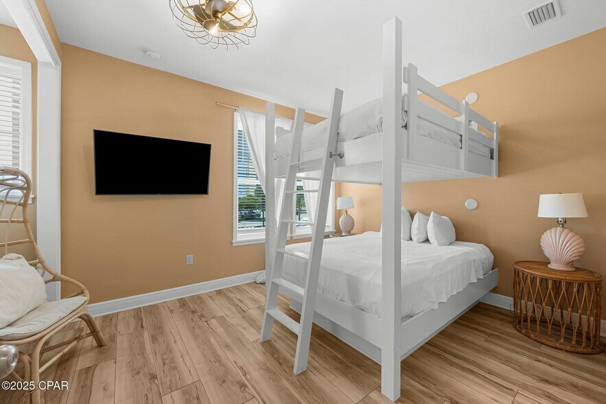 More Photos Of 10609 Parkhill Cir, Panama City Beach Apartments For Sale