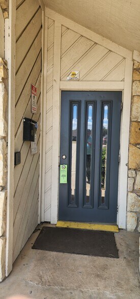 More Photos Of 2608 Matlock Rd, Arlington Medical For Lease