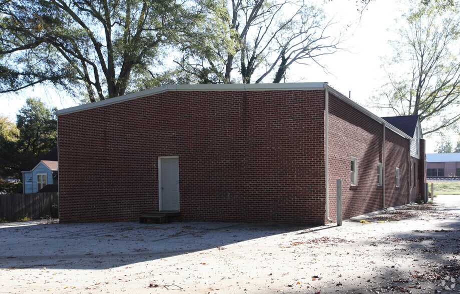 More Photos Of 4260 E Ponce De Leon Ave, Clarkston Freestanding For Lease
