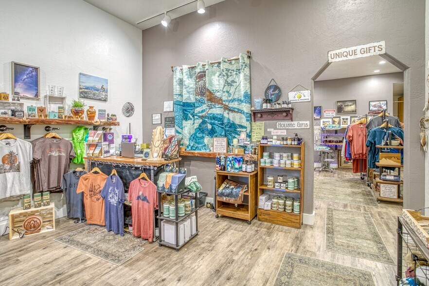 More Photos Of 452 Pagosa St, Pagosa Springs General Retail For Sale