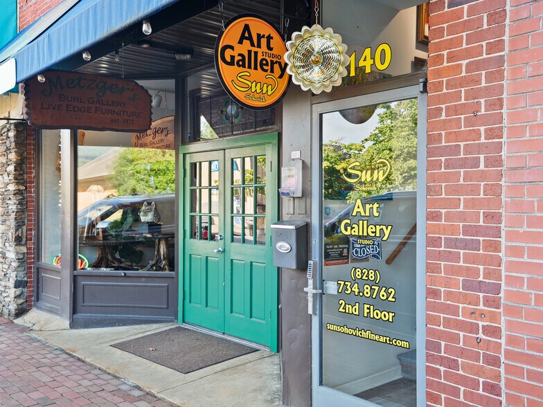 More Photos Of 142 N Main St, Waynesville Storefront Retail Office For Sale