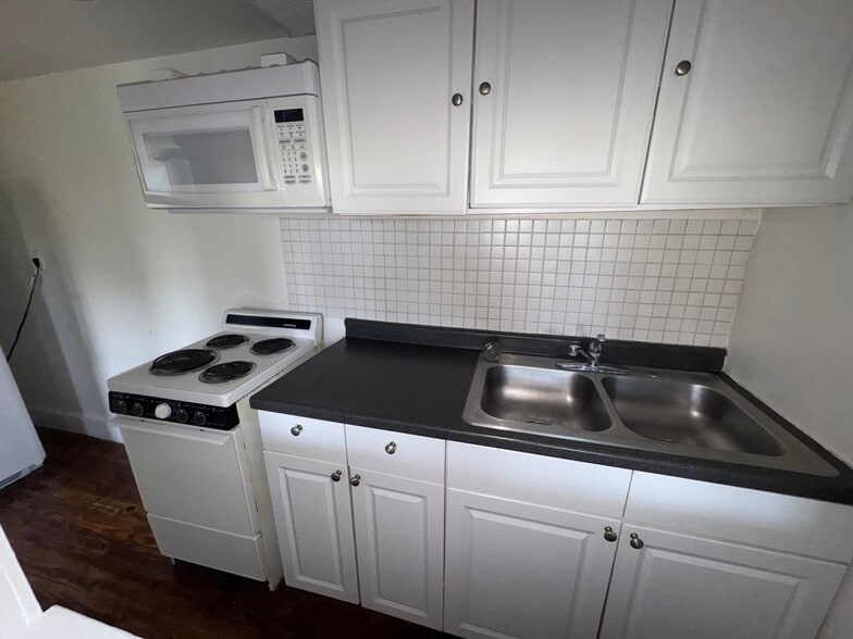 More Photos Of 35 Dufferin St, Saint Augustine Apartments For Sale