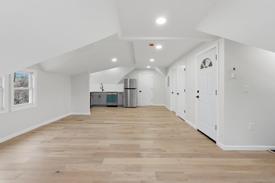 More Photos Of 82 Grove St, Montclair Apartments For Sale