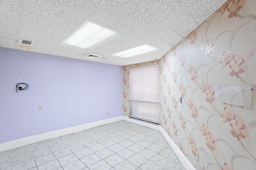 More Photos Of 2685 Swamp Cabbage Ct, Fort Myers Medical For Sale
