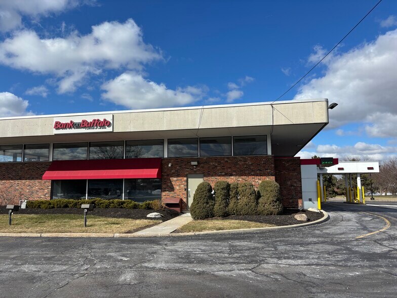 More Photos Of 3049 Orchard Park Rd, Orchard Park Bank For Sale