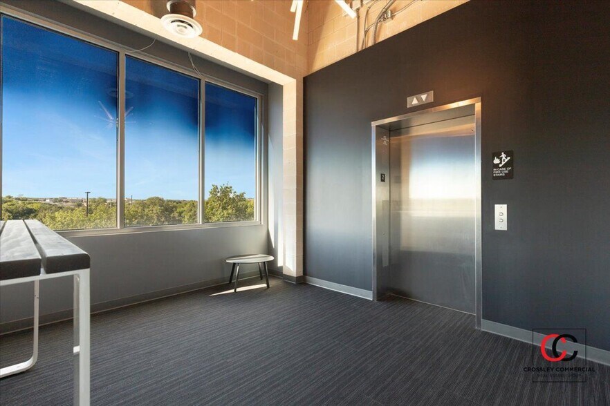 More Photos Of 211 S Brown St, Round Rock Medical For Lease