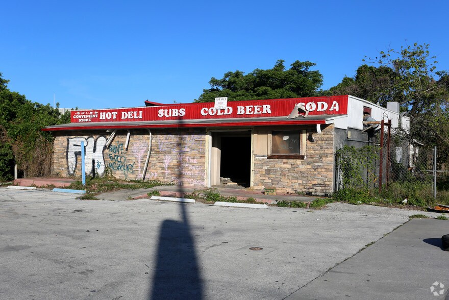 More Photos Of 2658 Overland Rd, Apopka Service Station For Lease