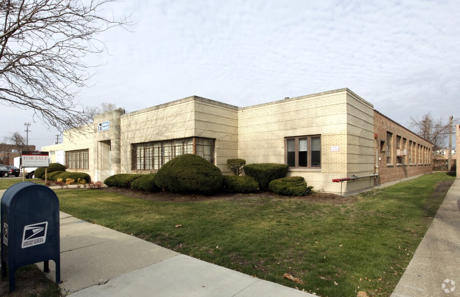 Primary Photo Of 6501 N Avondale Ave, Chicago Manufacturing For Lease