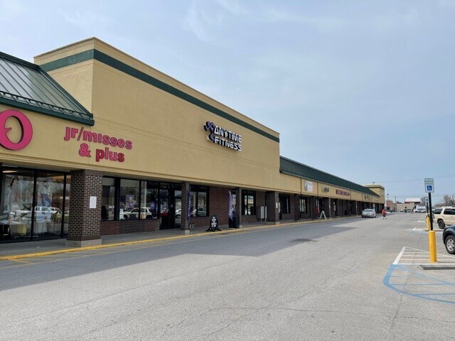 More Photos Of 825 E National Ave, Brazil Unknown For Lease