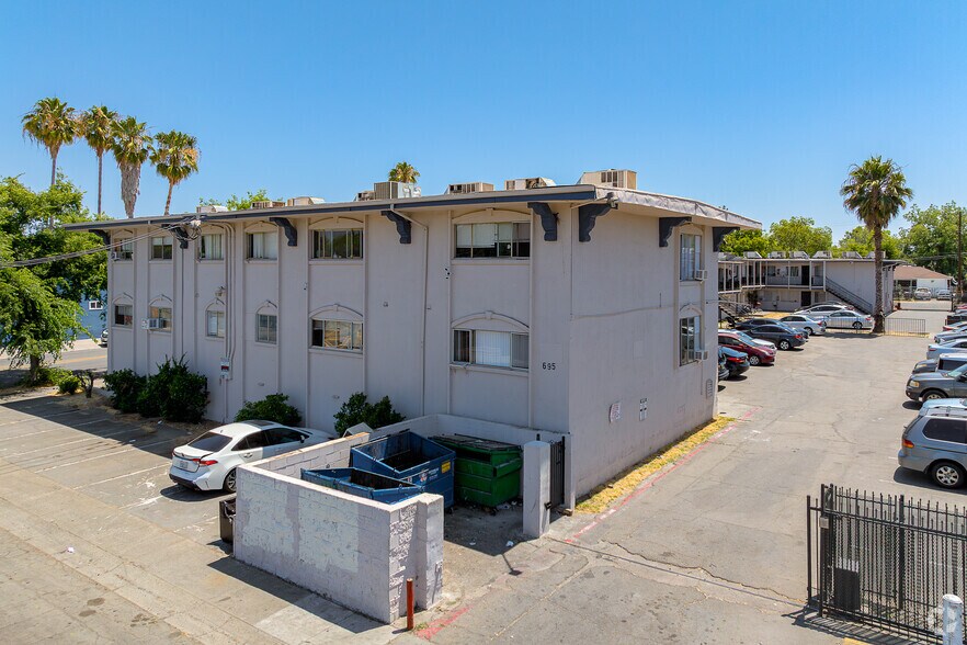 More Photos Of 695 Plaza Ave, Sacramento Apartments For Sale