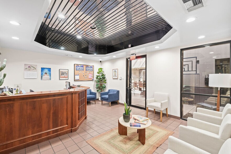 More Photos Of 3770 N 7th St, Phoenix Office For Lease
