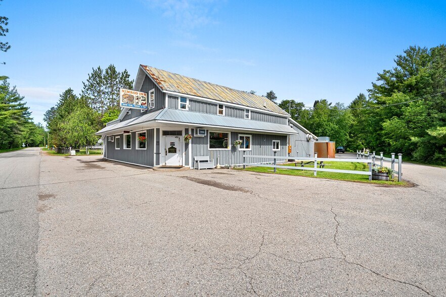 More Photos Of N12808 Northway Dr, Athelstane Restaurant For Sale