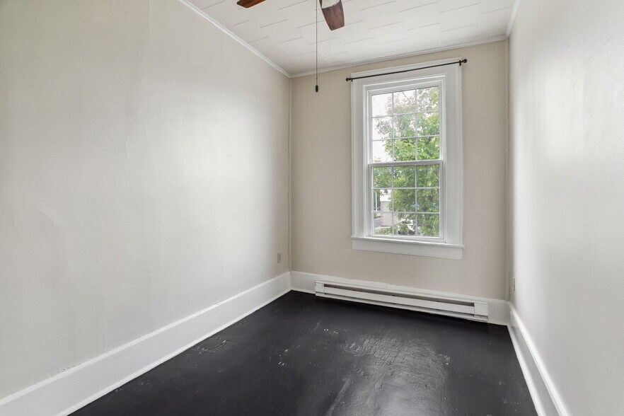 More Photos Of 462-470 2nd Ave, Troy Storefront Retail Residential For Sale