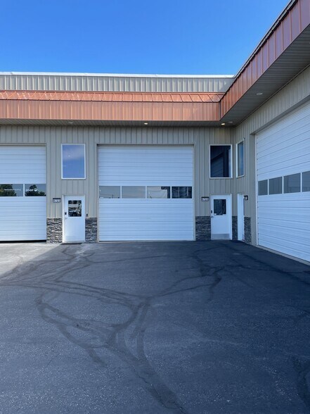 Primary Photo Of 6702-6724 N Pittsburg St, Spokane Warehouse For Sale