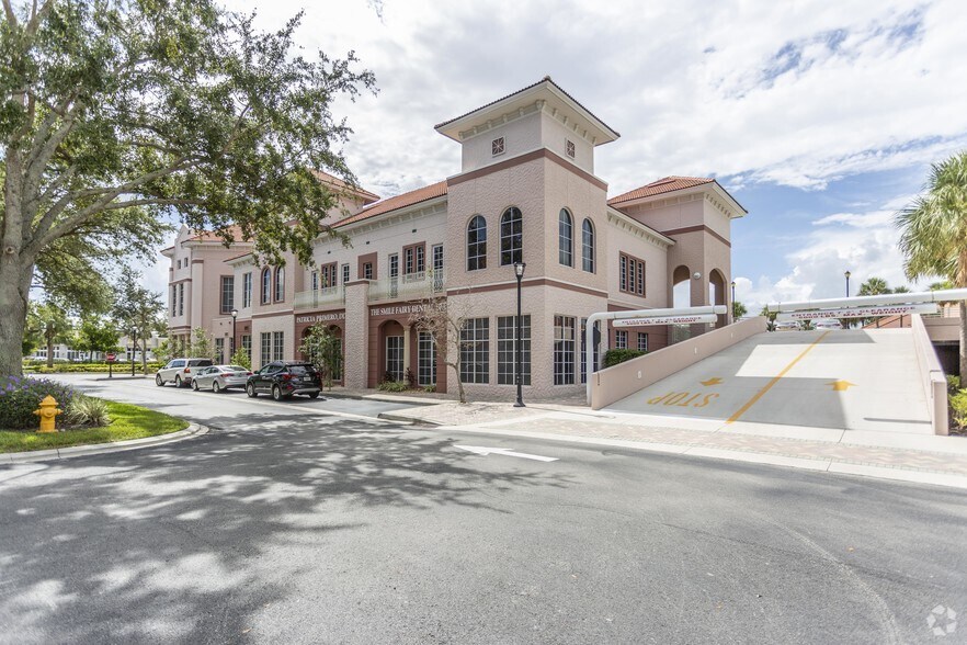 More Photos Of 9010 Strada Stell Ct, Naples Medical For Lease