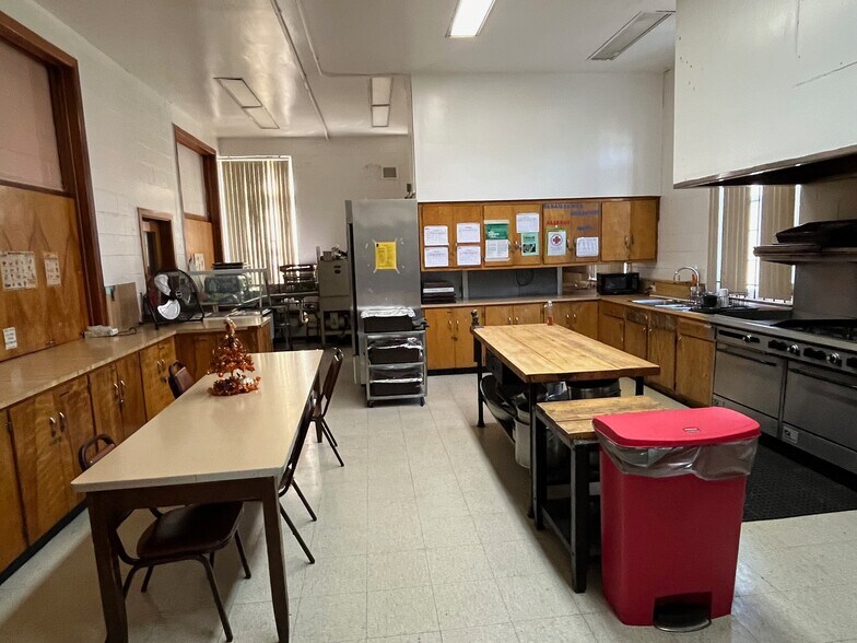 More Photos Of 18700 Joy Rd, Detroit Religious Facility For Sale