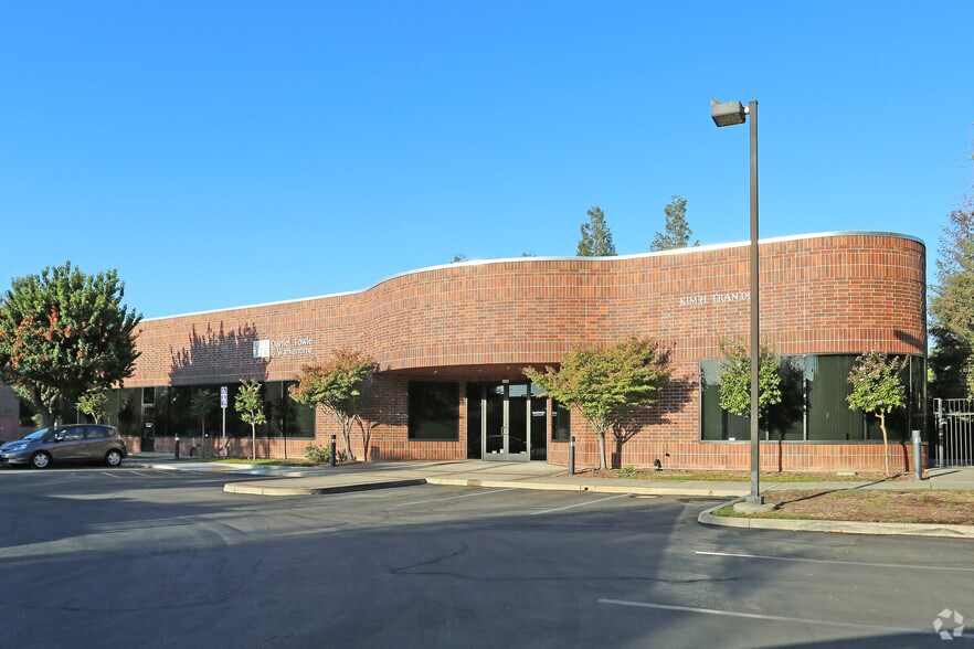 More Photos Of , Fresno Office For Sale