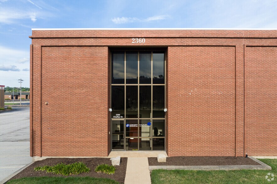 More Photos Of 2360 Chaffee Dr, Saint Louis Warehouse For Sale