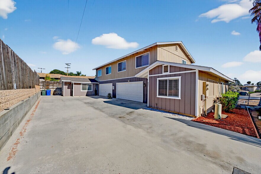 More Photos Of 631 Hillside Ter, Vista Apartments For Sale