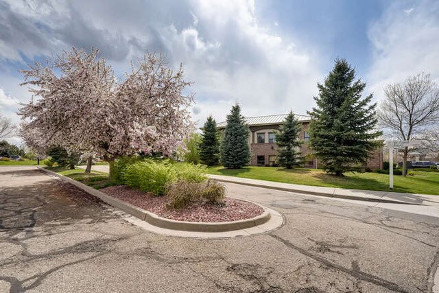 More Photos Of 8191 Southpark Ln, Littleton Office For Sale