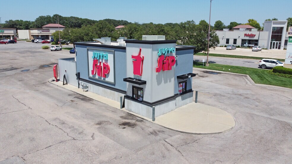 Primary Photo Of 8520 W 13th St N, Wichita Fast Food For Lease