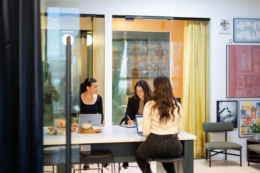 More Photos Of 2162 E Williams Field Rd, Gilbert Coworking Space