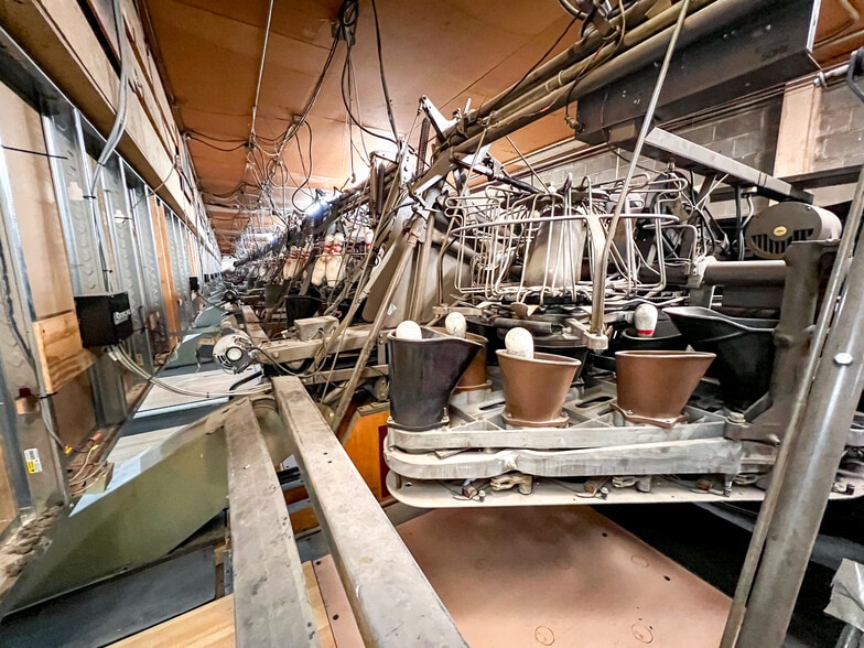 More Photos Of 3920 W Wall St, Midland Bowling Alley For Sale