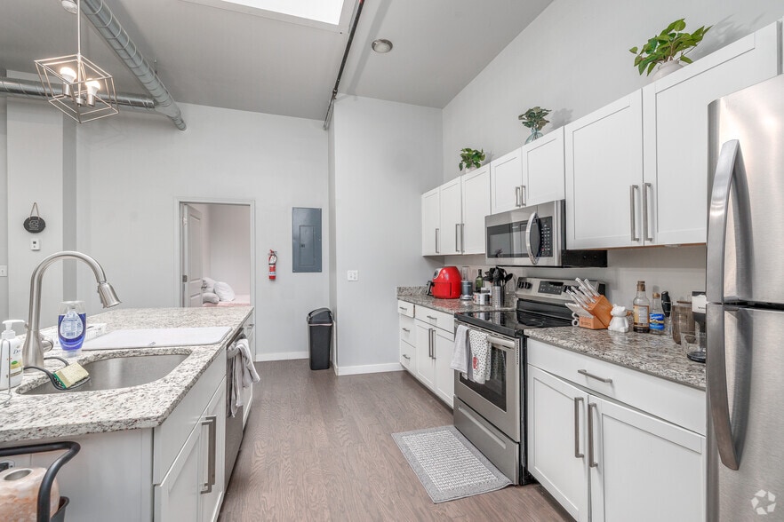 More Photos Of 77 Main St, Cortland Apartments For Lease