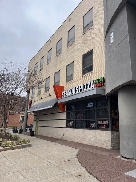 More Photos Of 40 York Rd, Towson Medical For Lease