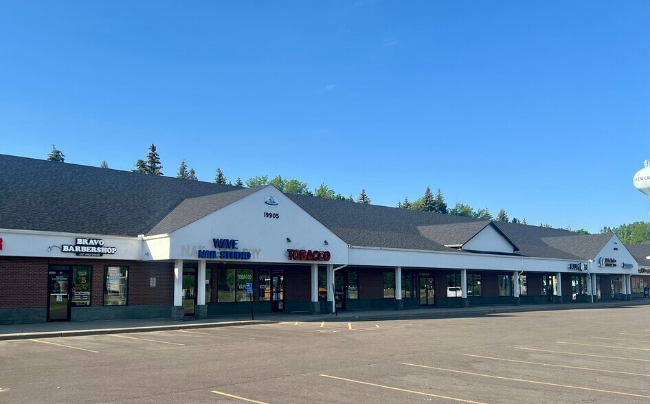 More Photos Of 19905-19955 Highway 7, Excelsior General Retail For Lease