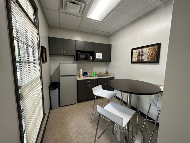 More Photos Of 1921 Whittlesey Rd, Columbus Office For Lease