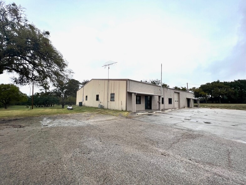 More Photos Of 2440 E Highway 377, Granbury Light Distribution For Sale