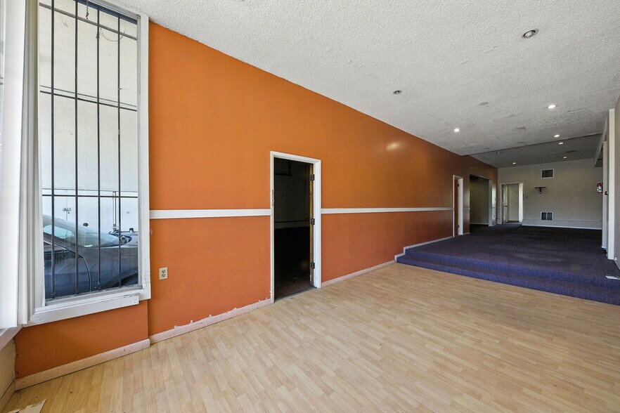 More Photos Of 46 Leland Ave, San Francisco Storefront Retail Residential For Lease