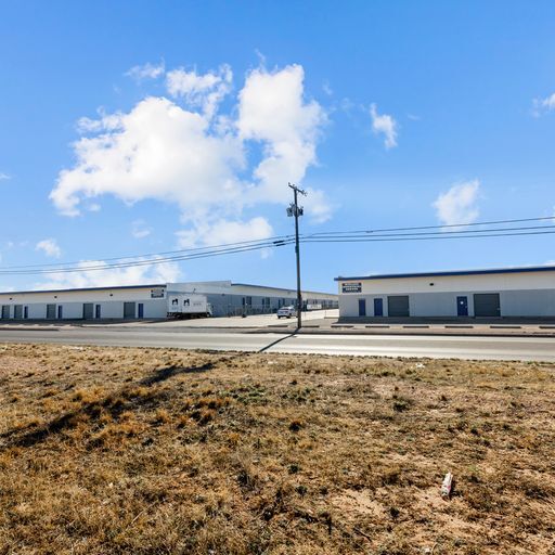 More Photos Of 2703 W Industrial Ave, Midland Warehouse For Lease