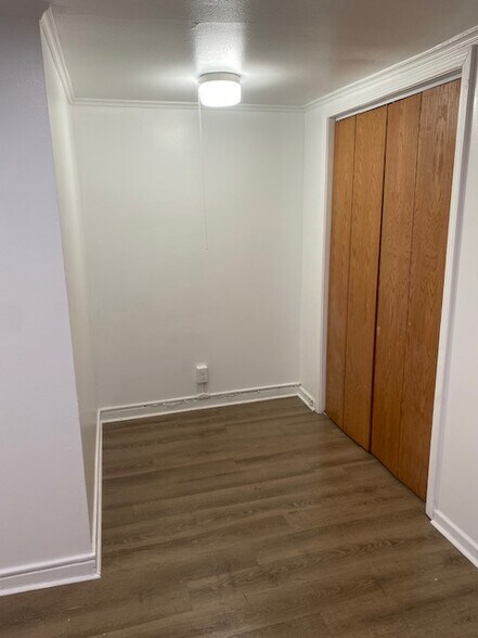 More Photos Of 1113 W Hill St, Urbana Apartments For Sale