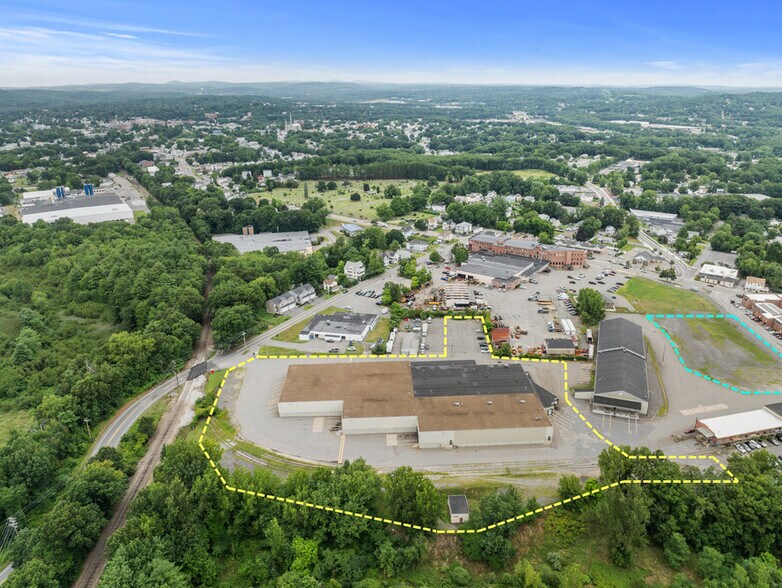 More Photos Of 149 Litchfield St, Leominster Warehouse For Lease