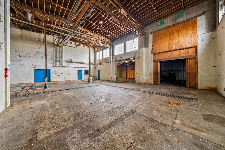 More Photos Of 619 S Fir St, Medford Refrigeration Cold Storage For Sale