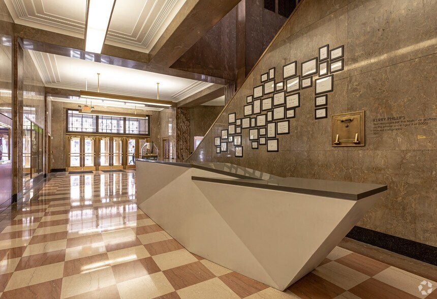 More Photos Of 169 E Flagler St, Miami Office For Lease