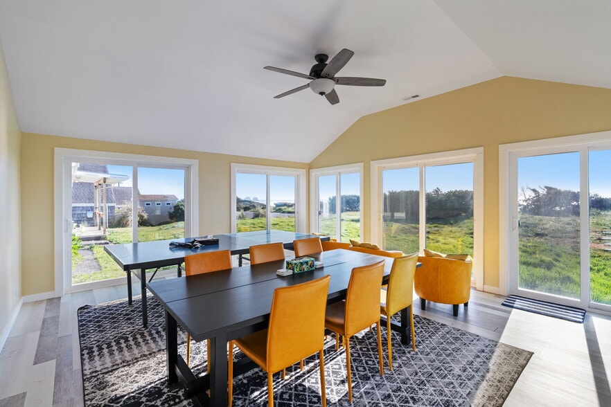 More Photos Of 259 S Pacific St, Rockaway Beach Specialty For Sale